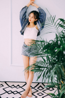 美丽的女邻居